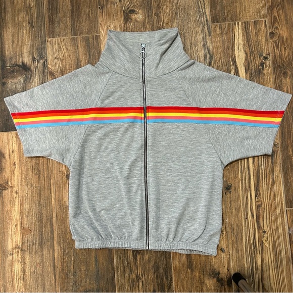 Tresics Gray Retro Rainbow Stripe Zip-Up Top – Size M - Picture 1 of 6